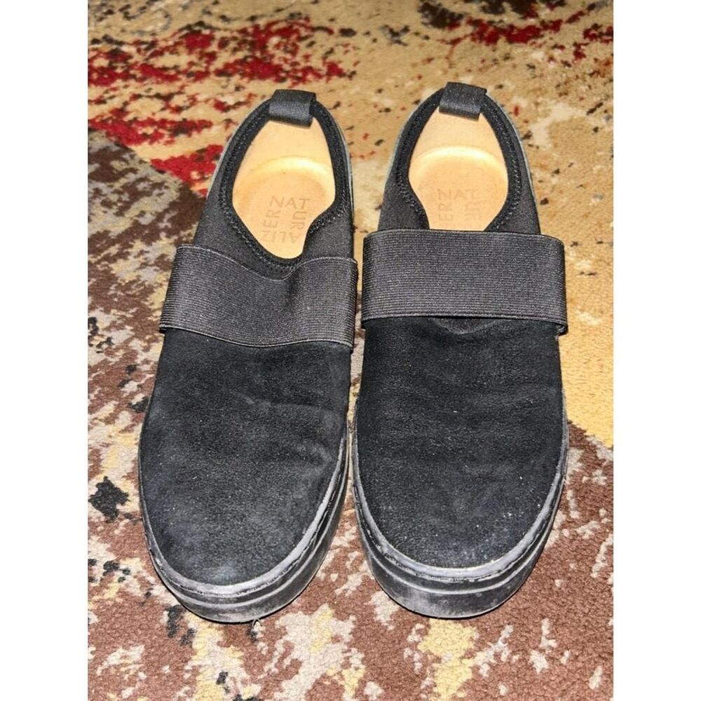 Naturalizer Women's Black Loafers